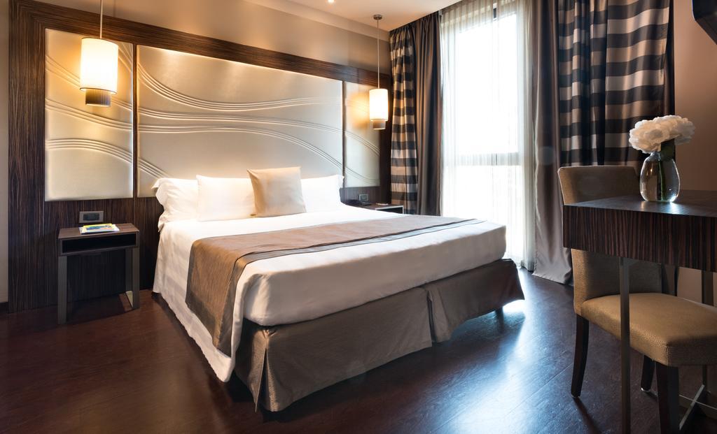 Uptown Palace Milan Exterior photo