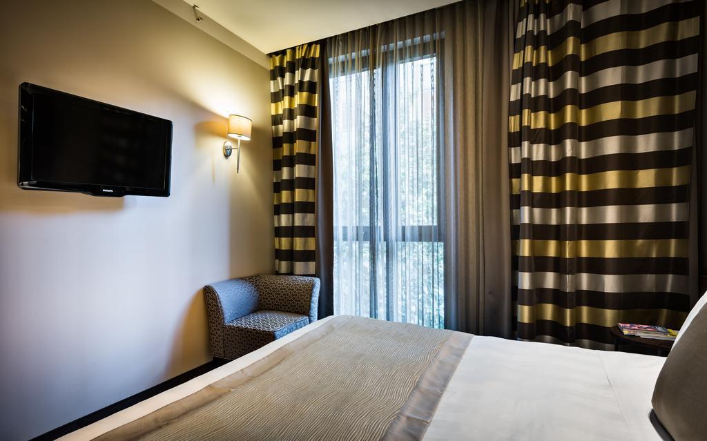 Uptown Palace Milan Exterior photo